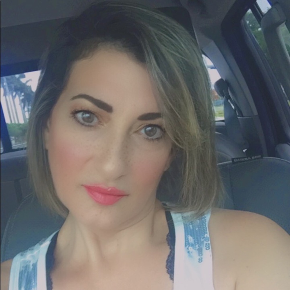 Meet your Posher, Sandra